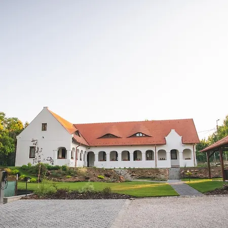 Vitorlas Vendeghaz Appartement Révfülöp